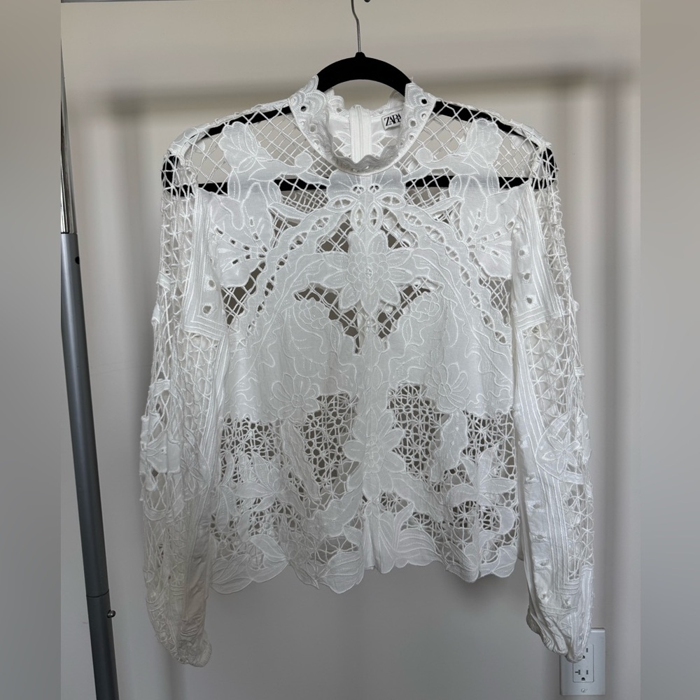 Zara White Floral Lace Blouse